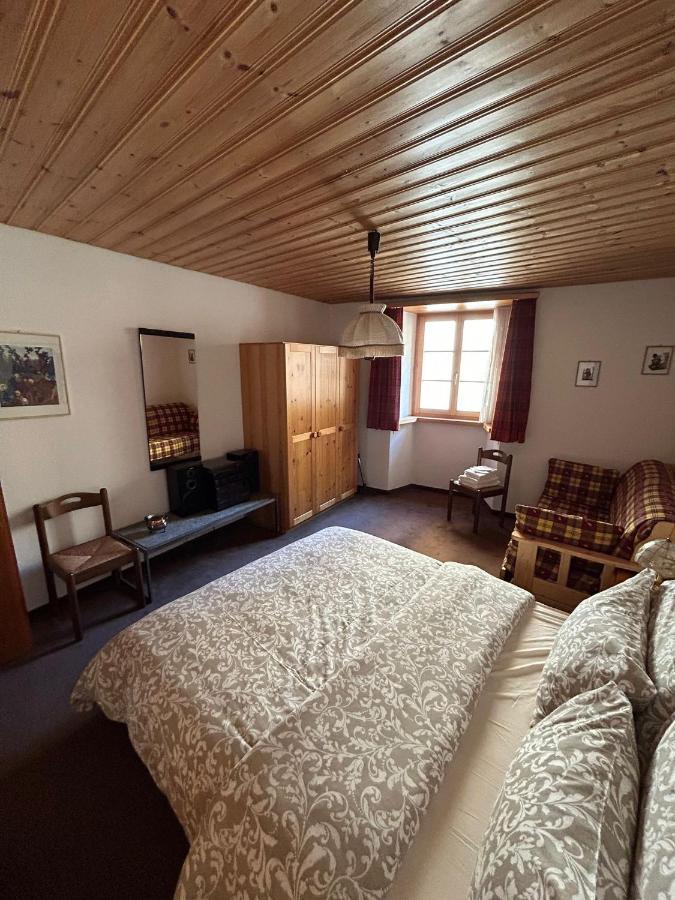 Casa Lalla Affittasi Nel Centro Di Poschiavo Ngoại thất bức ảnh